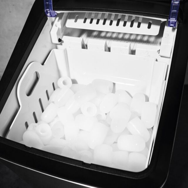 Gastroback 61143 Bartender Pro Ice Cube Maker Silver / Black