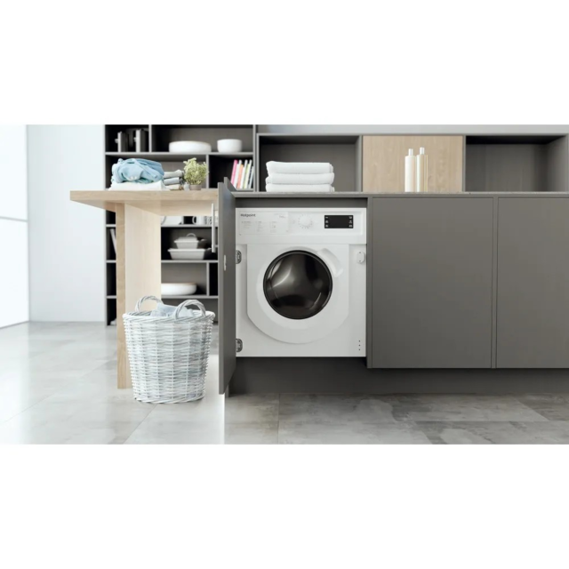 Hotpoint BIWDHG75148UKN Integrated Washer Dryer White