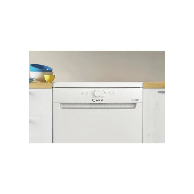 Indesit Dishwasher: full size, white colour - D2F HK26  UK