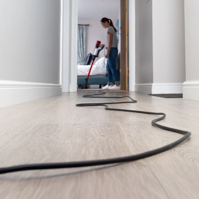 Numatic 919646 Henry Quick Corded Upright Vacuum Cleaner Red/Black