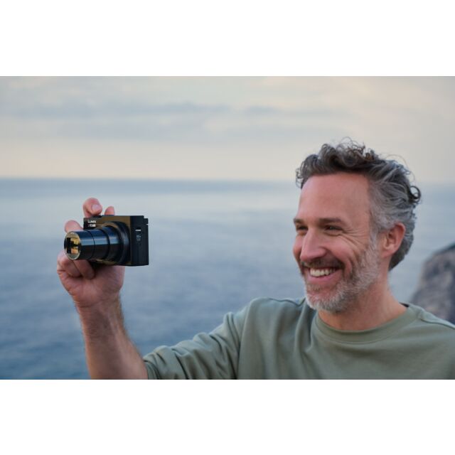 Panasonic DC-TZ99E-K Digital Still Camera, 20.3-Megapixel High Sensitivity Mos Sensor Black