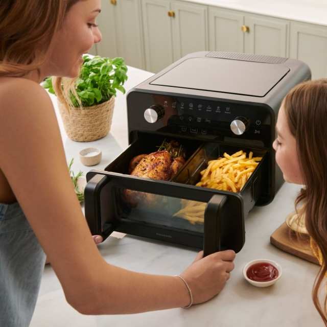 Panasonic NF-BC1000KXC 10L Air Fryer With Large Capacity Flexible Basket Black