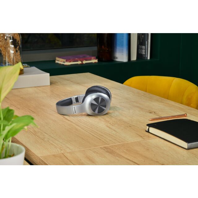 Panasonic RB-HX220BDES Over-Ear Bluetooth Odm, Extra Bass. Silver