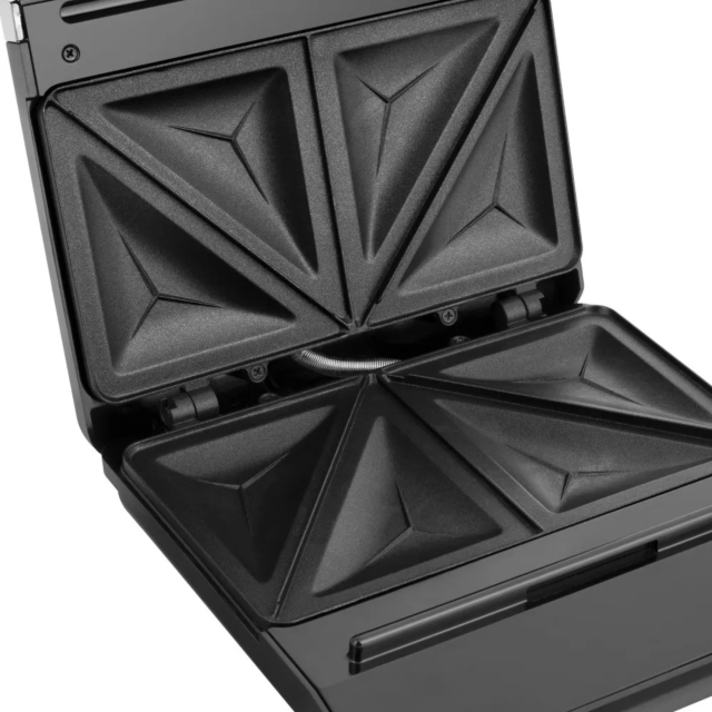 Russell Hobbs 26800 Easy Clean Sandwich Maker Black