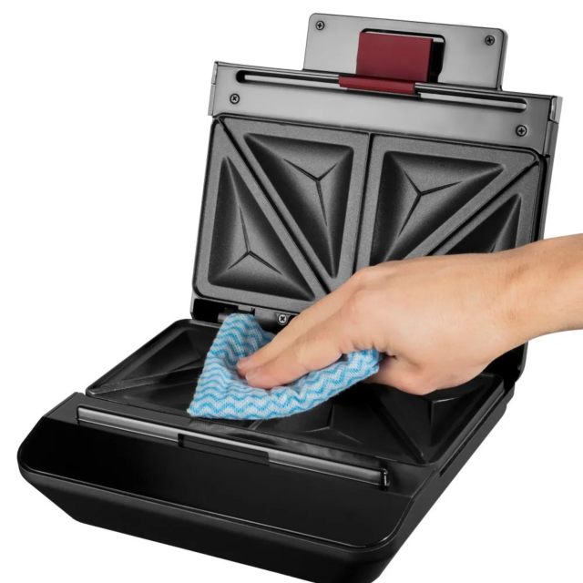 Russell Hobbs 26800 Easy Clean Sandwich Maker Black