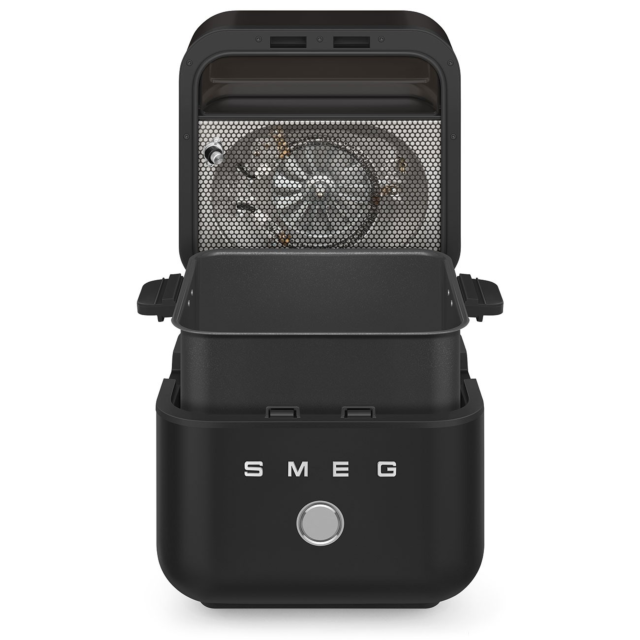 Smeg AFC01BLMUK Dual Flavour Airfryer Matte Black